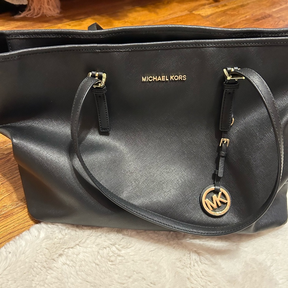 MK purse